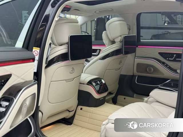 Mercedes-Benz Maybach S-Class 2025 Черный из Китая, фото 2