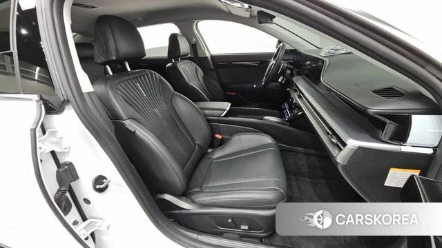 Hyundai Grandeur Hybrid (GN7) 2024 Белый из Кореи, фото 2