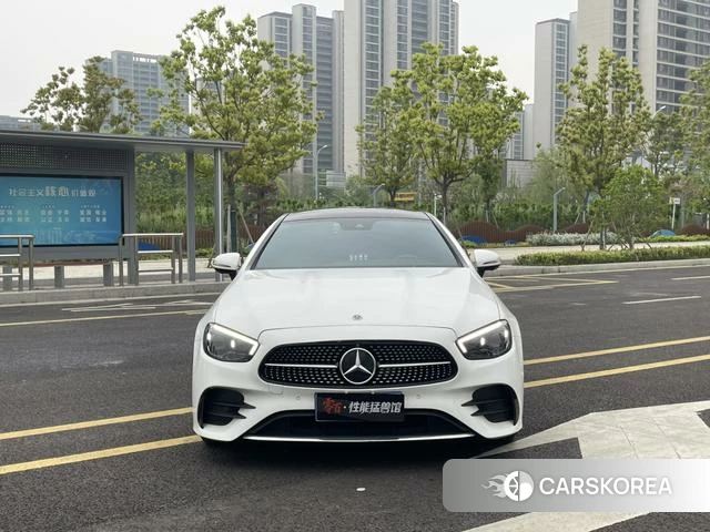 Mercedes-Benz E-Class 2021 Белый из Китая, фото 2
