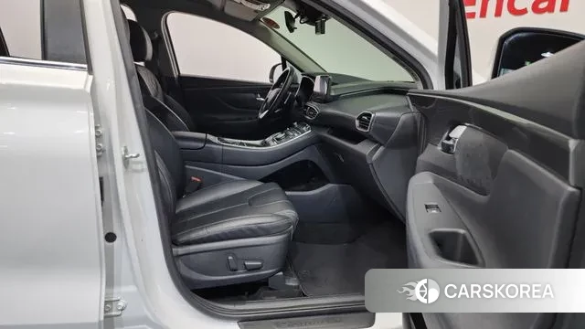 Hyundai The New Santa Fe 2021 Белый из Кореи, фото 2