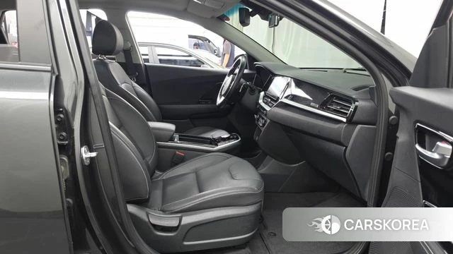 Kia Niro EV 2021 Серый из Кореи, фото 2