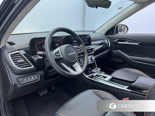 Kia Seltos 2024 Черный из Китая, фото 2