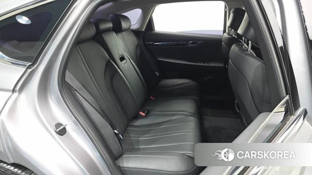 Genesis G80 (RG3) 2021 Серебристо-серый из Кореи, фото 2