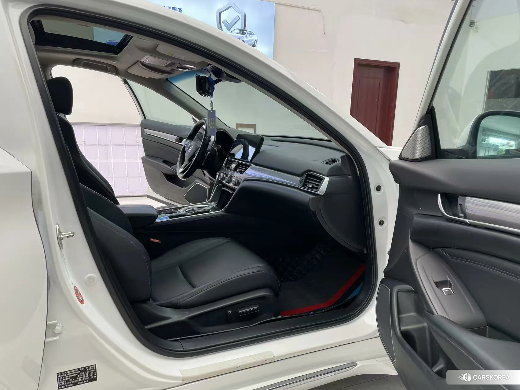 Honda Accord 2021 Белый из Китая, фото 2