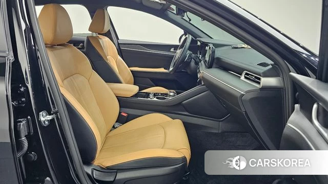 Kia K5 3rd generation 2023 Черный из Кореи, фото 2