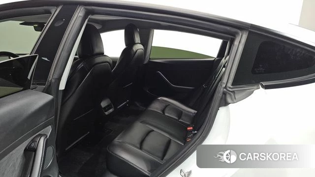 Tesla Model 3 2022 Белый из Кореи, фото 2