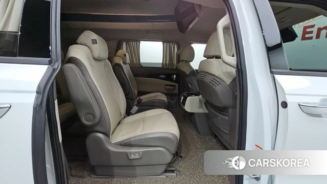 Kia Carnival 4th generation 2022 Белый из Кореи, фото 2