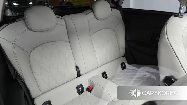 Mini Cooper S 2022 Черный из Кореи, фото 2