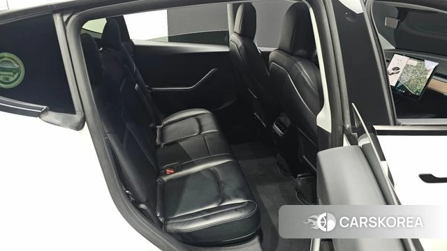 Tesla Model Y 2021 Белый из Кореи, фото 2