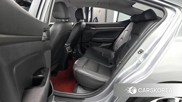 Hyundai Avante AD 2018 Серый из Кореи, фото 2