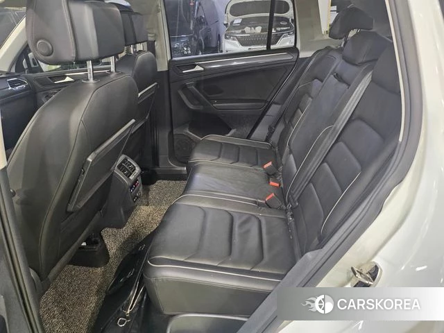 Volkswagen Tiguan second Generation 2019 Белый из Кореи, фото 2