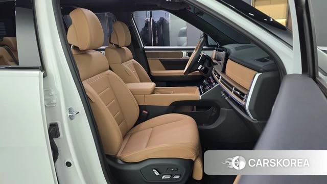 Hyundai Santa Fe (MX5) 2024 Белый из Кореи, фото 2