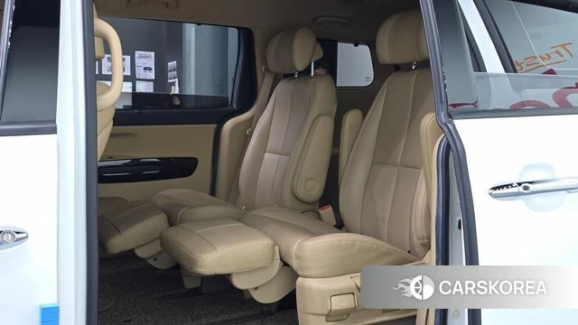 Kia The New Carnival 2019 Белый из Кореи, фото 3