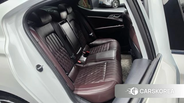 Genesis The New G70 2021 Белый из Кореи, фото 2