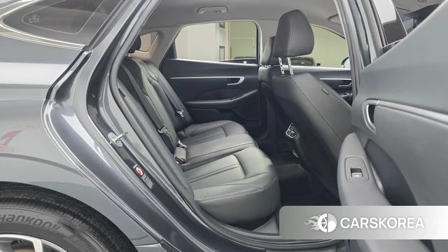 Hyundai Sonata (DN8) 2022 Серый из Кореи, фото 2
