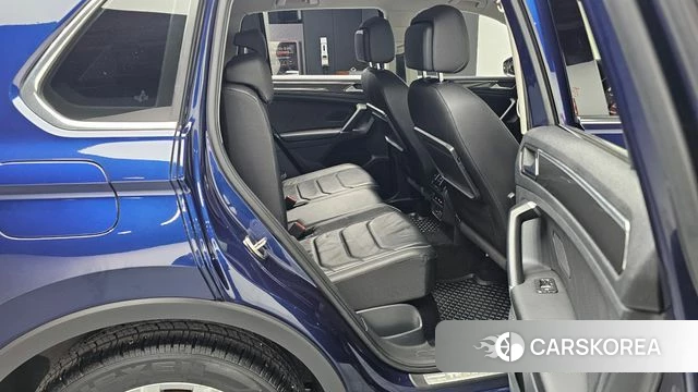 Volkswagen Tiguan second Generation 2018 Синий из Кореи, фото 2