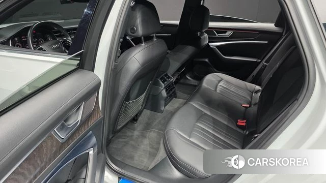Audi A6 (C8) 2023 Белый из Кореи, фото 2