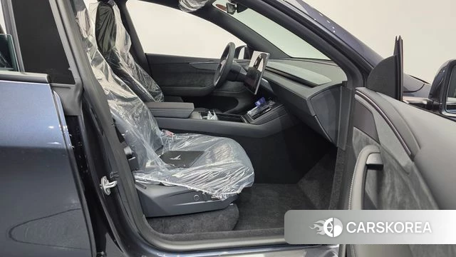 Tesla Model Y 2026 Серый из Кореи, фото 2