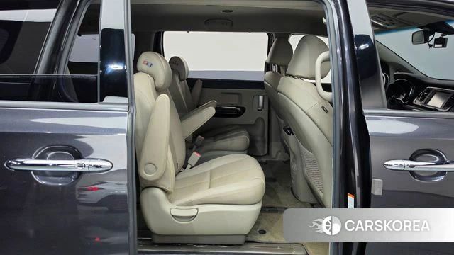 Kia The New Carnival 2020 Серый из Кореи, фото 2