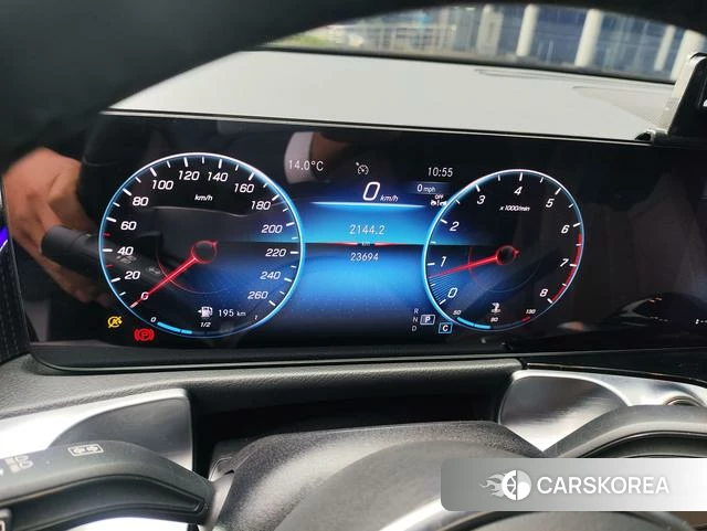 Mercedes-Benz GLB 2023 Белый из Китая, фото 2