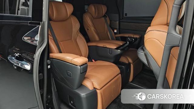 Toyota Alphard 4th Generation 2023 Черный из Кореи, фото 2