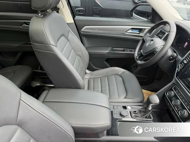 Volkswagen Teramont 2021 Черный из Китая, фото 2