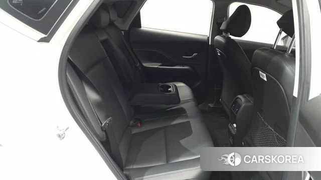 Hyundai Kona Electric (SX2) 2024 Белый из Кореи, фото 2
