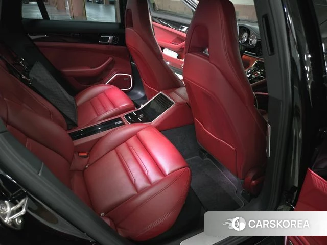 Porsche Panamera (971) 2018 Черный из Кореи, фото 2