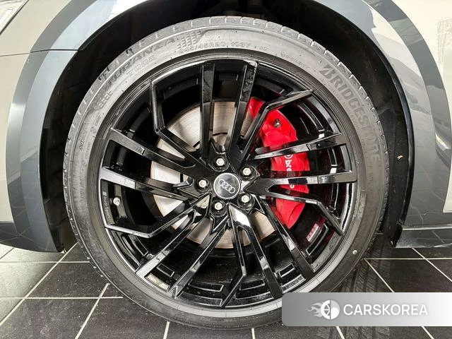 Audi A6 2022 Темно-серый из Китая, фото 2