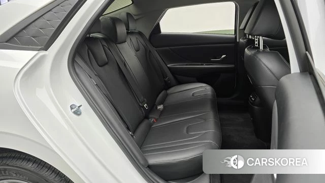 Hyundai The New Avante (CN7) 2025 Белый из Кореи, фото 2