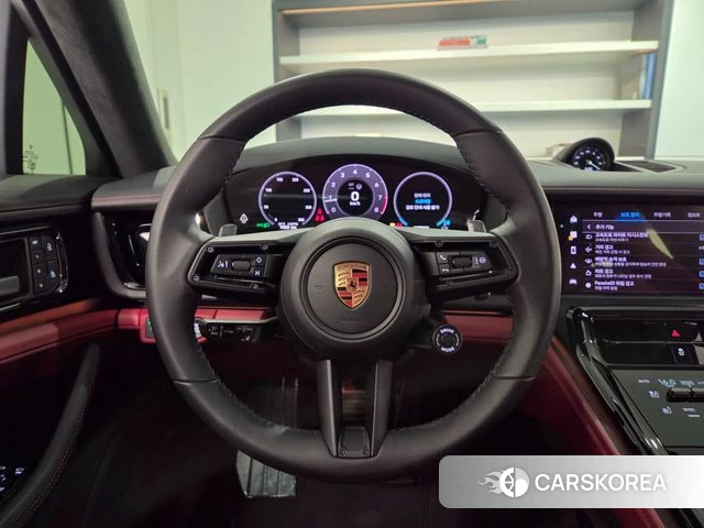 Porsche Panamera (976) 2025 Черный из Кореи, фото 2