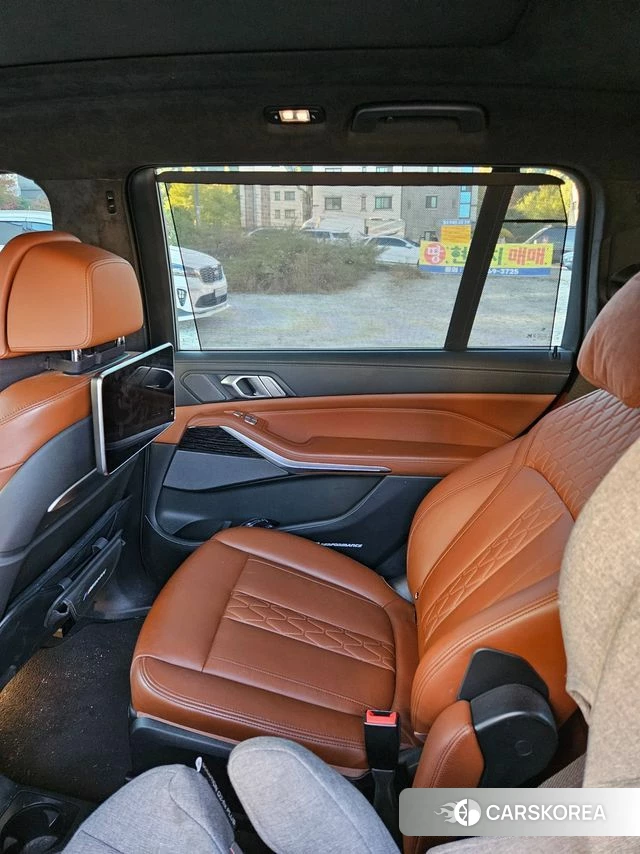 BMW X7 (G07) 2020 Белый из Кореи, фото 2