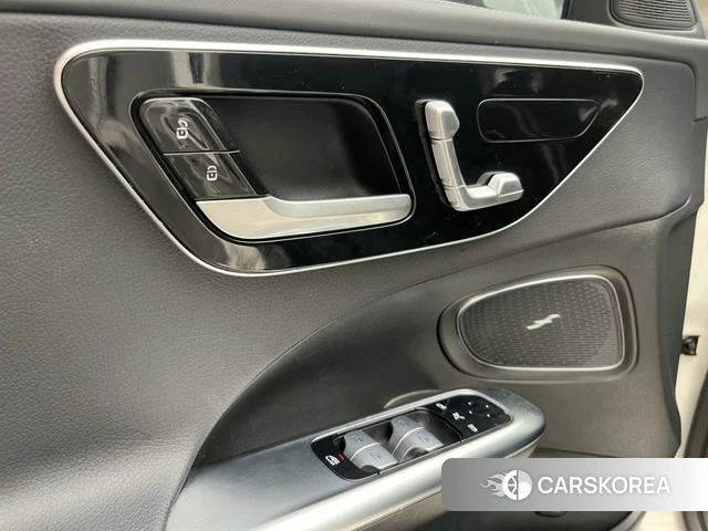 Mercedes-Benz C-class 2025 Белый из Китая, фото 2