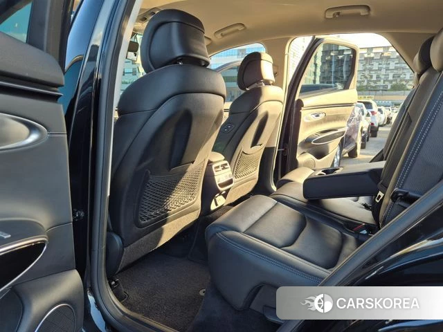 Genesis GV70 2022 Черный из Кореи, фото 2