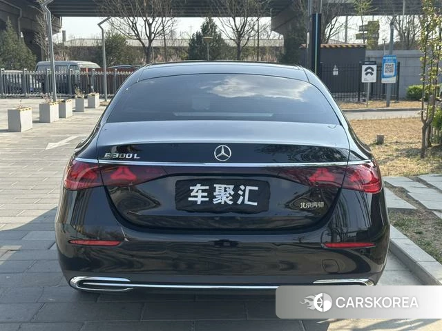Mercedes-Benz E-Class 2025 Черный из Китая, фото 2