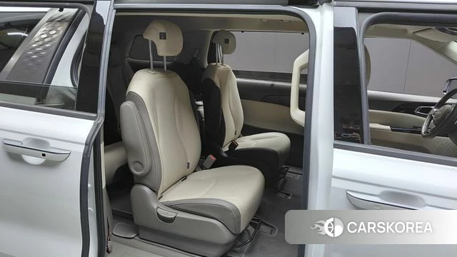 Kia Carnival 4th generation 2021 Белый из Кореи, фото 2