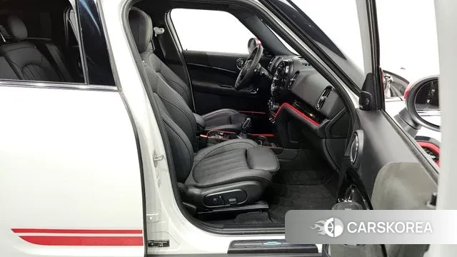 Mini Cooper S Countryman 2023 Белый из Кореи, фото 2