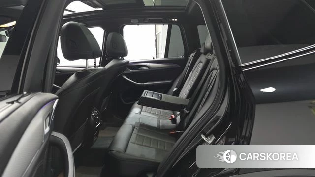 BMW X3 (G01) 2021 Черный из Кореи, фото 2