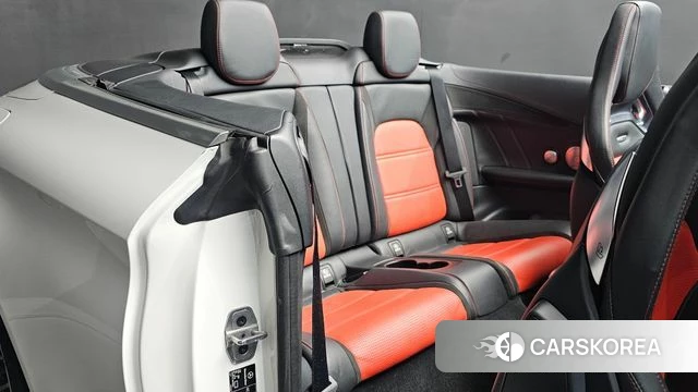 Mercedes-Benz C-Class W205 2018 Белый из Кореи, фото 2