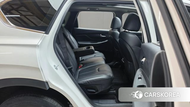 Hyundai The New Santa Fe 2022 Белый из Кореи, фото 2