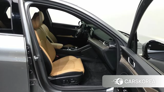 Kia K5 3rd generation 2023 Серый из Кореи, фото 2