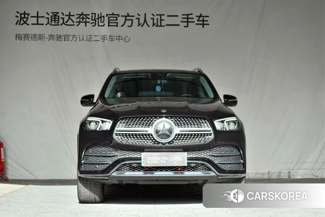 Mercedes-Benz GLE 2023 Черный из Китая, фото 2