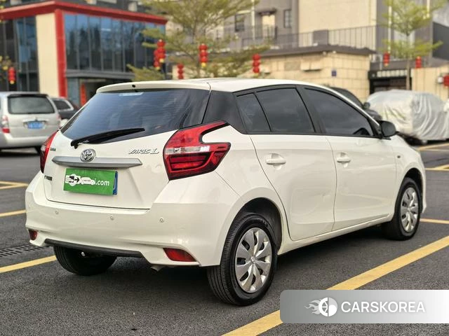 Toyota Yaris L 2021 Белый из Китая, фото 2