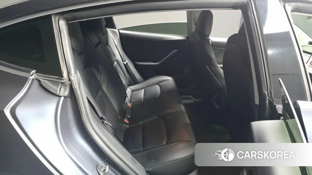 Tesla Model 3 2020 Серый из Кореи, фото 2