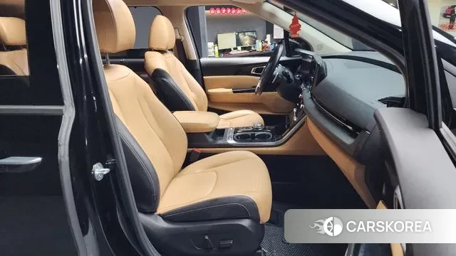 Kia Carnival 4th generation 2021 Черный из Кореи, фото 2