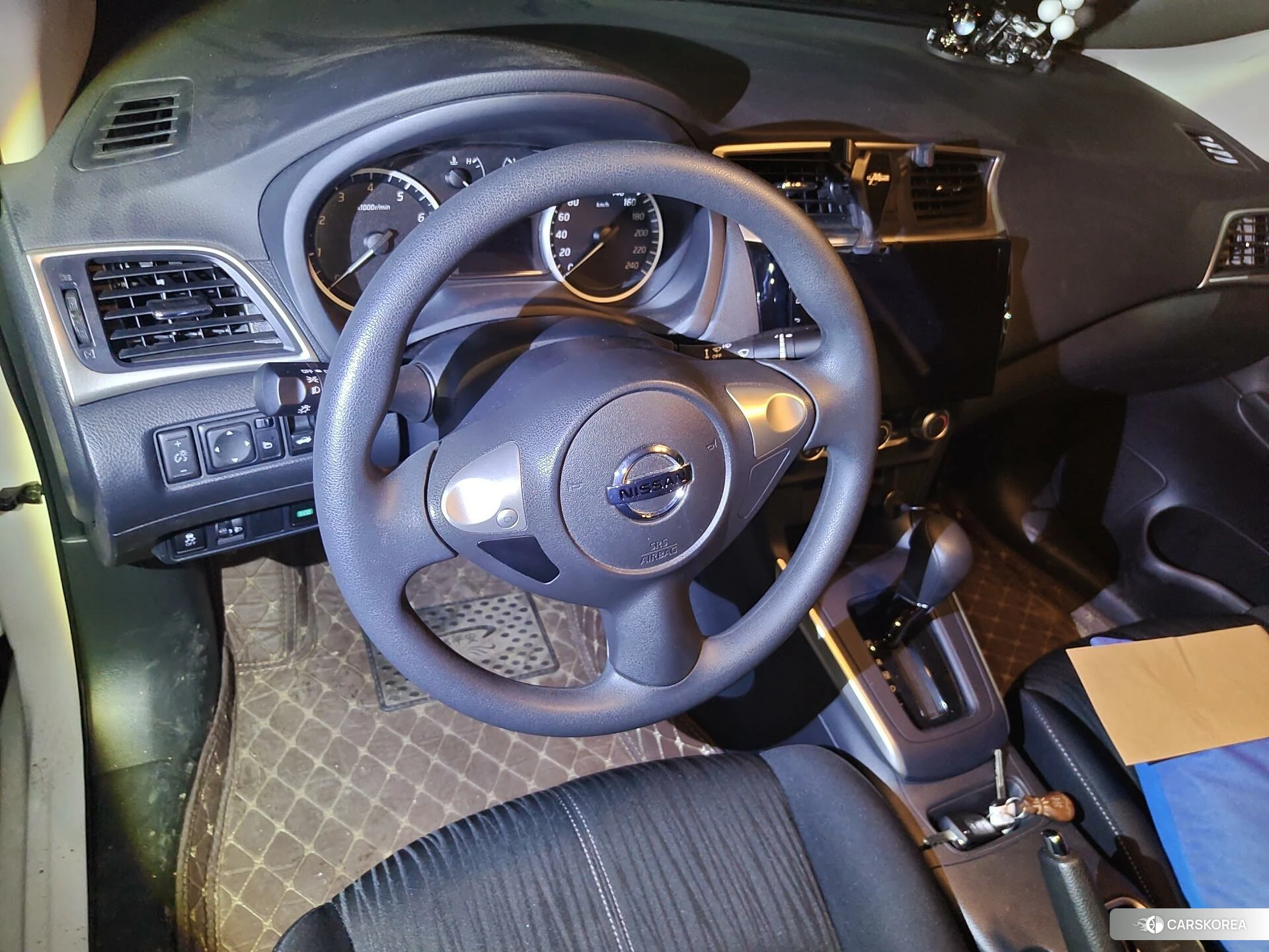 Nissan Sylphy 2025 Белый из Китая, фото 2