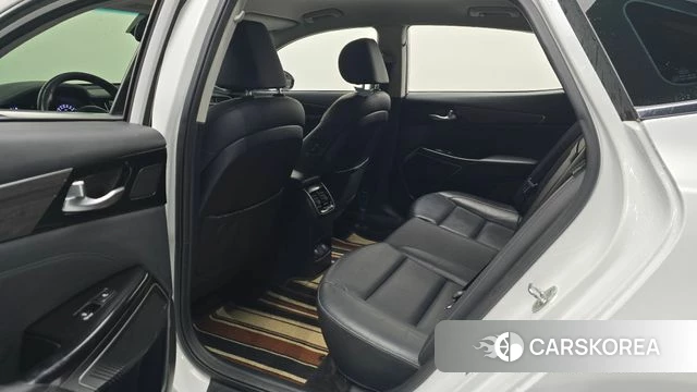 Kia K7 Premier 2019 Белый из Кореи, фото 2