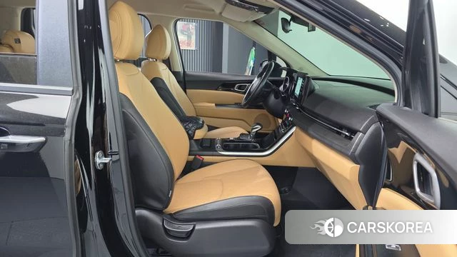 Kia Carnival 4th generation 2022 Черный из Кореи, фото 2