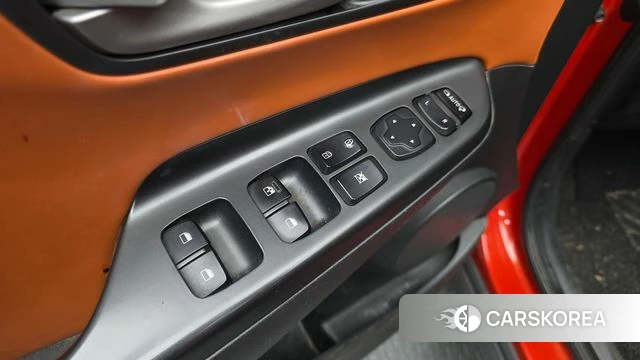 Hyundai Kona 2018 Красный из Кореи, фото 2