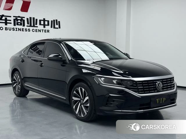 Volkswagen Passat 2023 Черный из Китая, фото 2